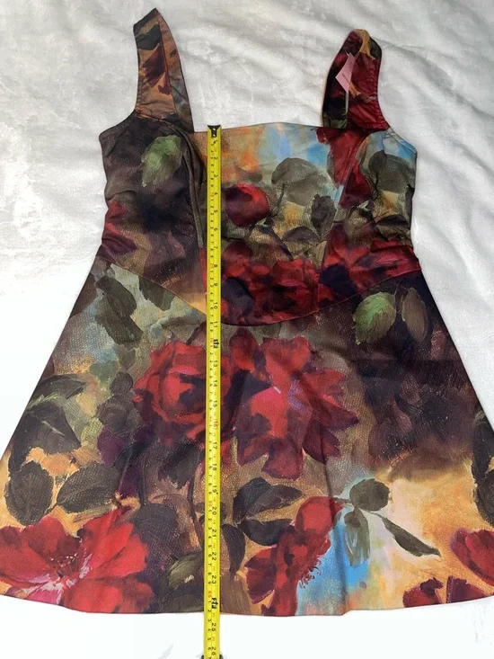 PrettyLittleThing Multicolor Floral Print Dress Structured Romantic Red Roses - Picture 3 of 6